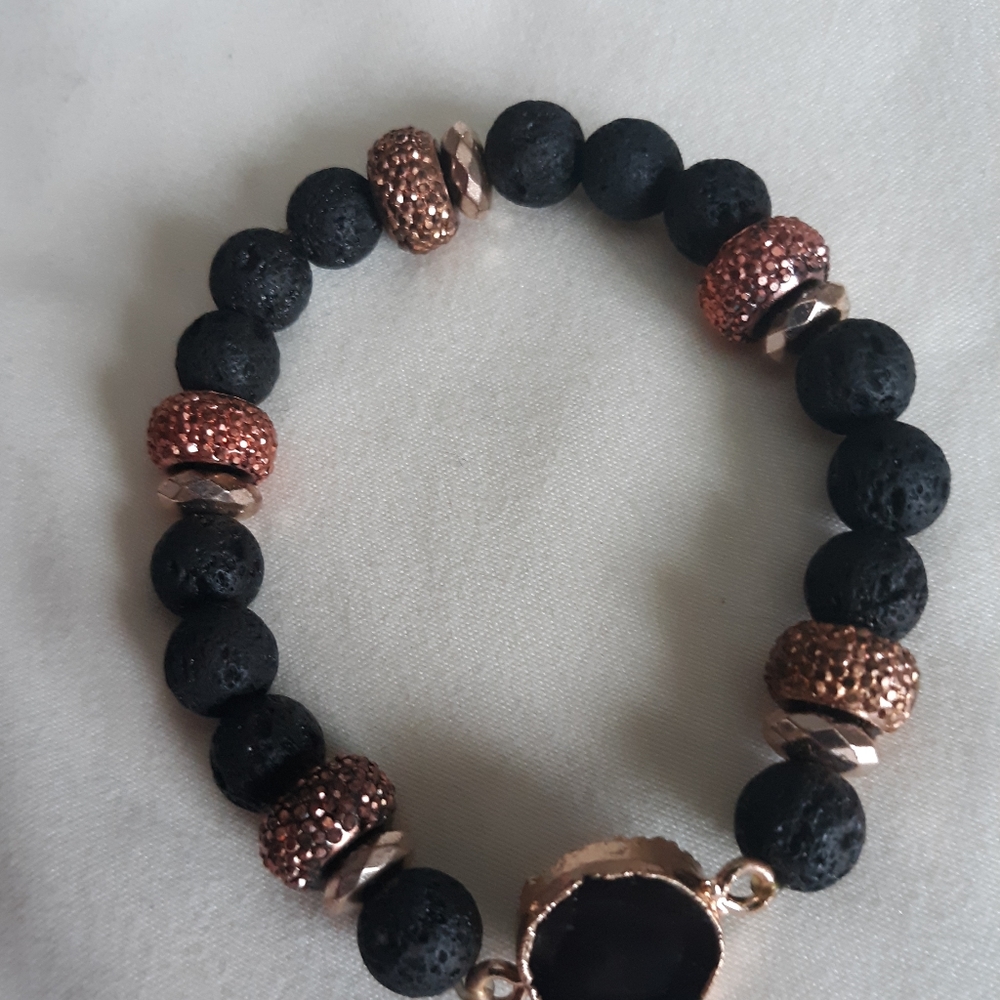 black lava crystaline bracelet